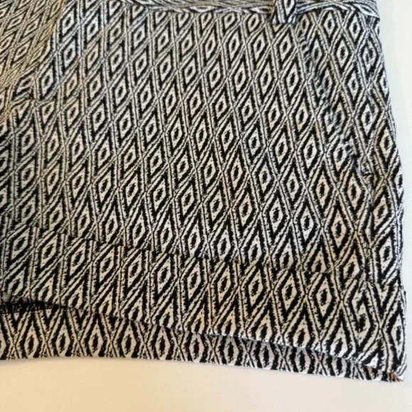ALICE + OLIVIA SHORTS 2
